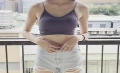 《重磅✅模特私拍㊙️泄密》学院派系列✅极品长腿清纯大学生美眉私拍XXX𝕄𝕚𝕤𝕤𝔸𝕍换衣服时被偸拍XXX𝕄𝕚𝕤𝕤𝔸𝕍摄影师加钱对着美腿撸一发1