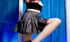 ⭐青春无敌⭐抖音风极品长腿推特网红女神dong小姐裸舞私拍可盐可甜各种制服情趣衣服跳着跳着就没了(12)