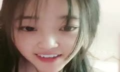 纯得出水的卡哇伊小女生