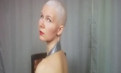 带眉毛的剃须刀-HEADSHAVE WEYEBROWS