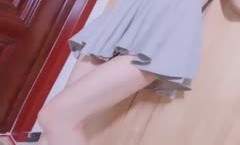 ⭐青春无敌⭐抖音风极品长腿推特网红女神dong小姐裸舞私拍可盐可甜各种制服情趣衣服跳着跳着就没了(19)