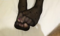 酒jiu店开房干极品黑丝小女友❤️很害羞不敢露脸