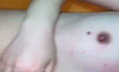真实原创大神用催情葯把妈和姐都给肏了XXX𝕄𝕚𝕤𝕤𝔸𝕍想不到一拍即合还配合穿上情趣搞-又一次用药后戴震动环把姐姐𝕄𝕚𝕤𝕤𝔸𝕍操到了高潮