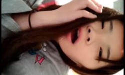 真实记录-美乳漂亮的年轻美女和男友瞒着父母私自同居肏𝕄𝕚𝕤𝕤𝔸𝕍操性xing愛自拍流出,2人边干还边讨论什么时间结婚!