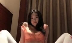 火爆全网的私圈土豪高价定制高颜大二露脸美女MissAV-新上市！【吴小姐】宿舍姐妹mei还MissAV Club-在扩阴器高跟鞋内裤插入极度反差 (5)