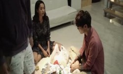 年轻母亲4（2016）-Young Mother 4 (2016)