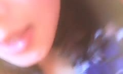 20岁宝妈挤奶：老公我难受死了，我下面洗的很干净，要不你帮我舔tian一下好不好。婴儿MissAV Club-在怀里被老公强行啪pa啪！