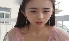 大表姐-风情别墅阳台❤️我现MissAV Club-在约1对1不太多，基本都是群P，一两个人停下来不知道干啥会无聊，三个人就会解锁很多姿势。尿尿姨妈血，大战！