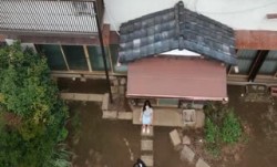 [中文字幕]JUY-994汗ばむ肌、燃える心、夏祭りのあとに…。飯山香織