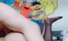 风骚学妹mei露脸跟小哥MissAV Club-在宿舍内激ji情啪pa啪，69口交大鸡巴深喉，就是喜欢上位插的好深，浪lang叫不断让小哥玩着奶子草